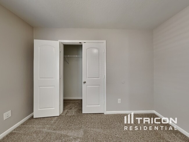 Building Photo - 717 Totem Trail Dr