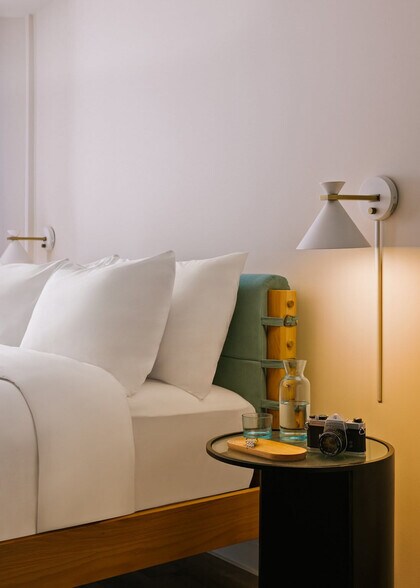 Building Photo - 77 9th St E