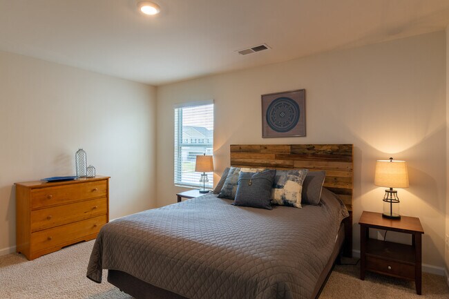 Building Photo - 438 Furlough Dr