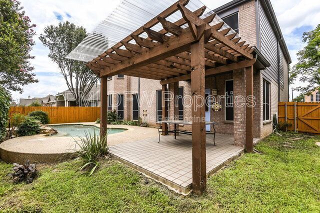 Building Photo - 6721 Hayling Way