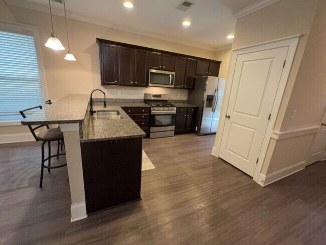 Building Photo - 344 Dawsons Park Dr