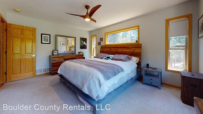 Building Photo - 4 br, 2 bath House - 10 Shoshoni Way