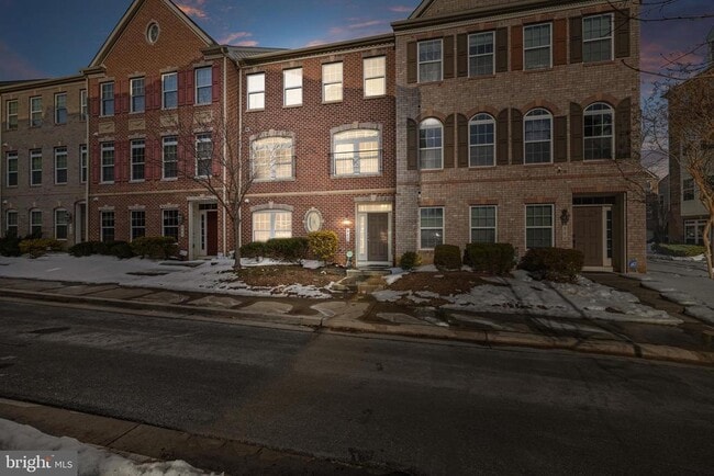 Building Photo - 942 Hall Station Dr