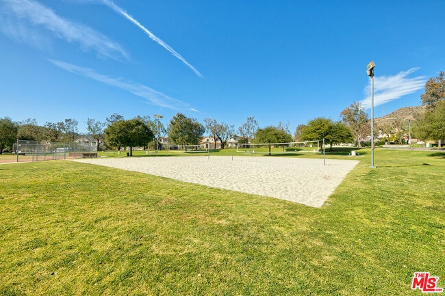 Building Photo - 4566 Via Del Rancho