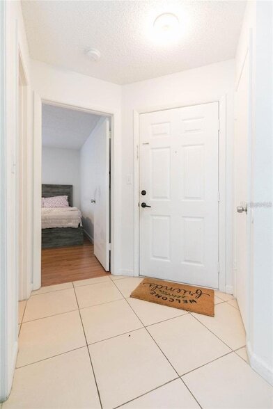 Building Photo - 8636 Mallard Reserve Dr