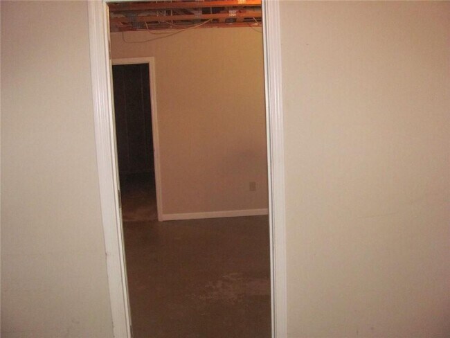 Building Photo - 3383 Conley Downs Dr