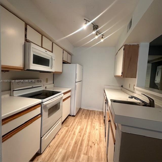 Building Photo - 2667 NW 33rd St