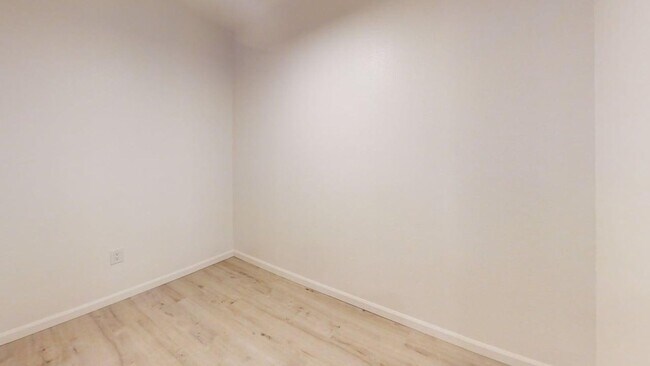 Building Photo - 2BD/1BA ADU Apartment in Belmont Heights