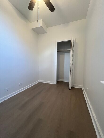 Building Photo - 1655 N Artesian Ave