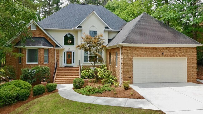 Building Photo - 126 Dewberry Ln
