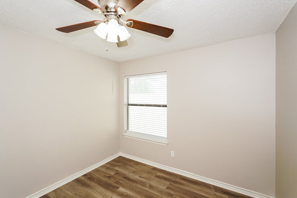 Building Photo - 2119 Cold Springs Dr