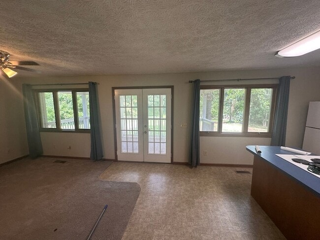 Building Photo - 805 Pebble Cove Rd