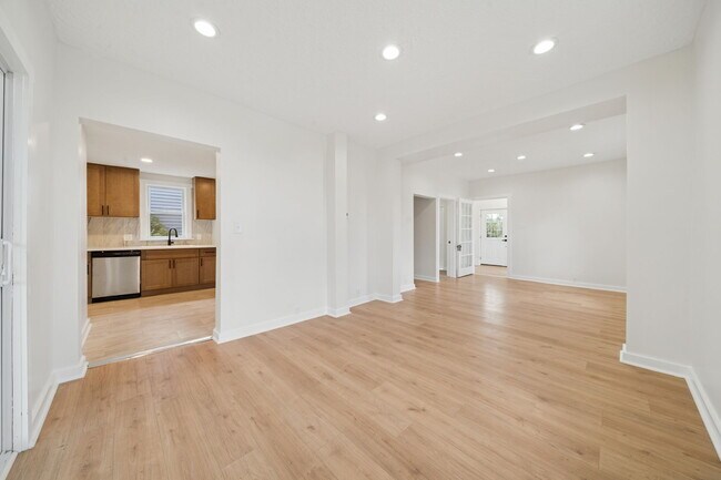 Building Photo - 5616 3rd St