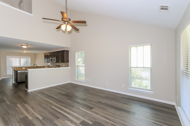 Building Photo - Charming 3 Bedroom Home in Augusta