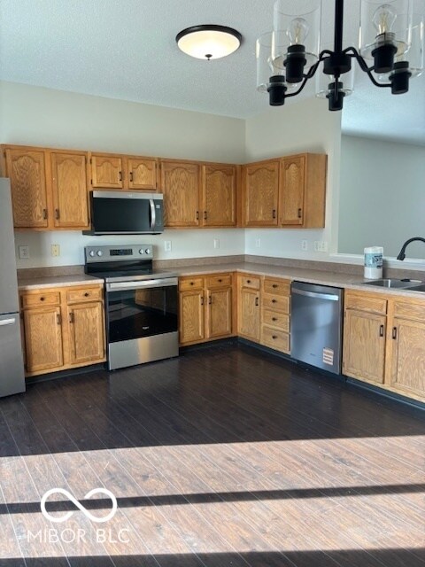 Building Photo - 15550 Outside Trail