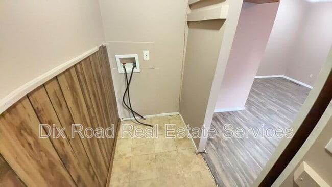 Building Photo - 425 Smalley Blvd