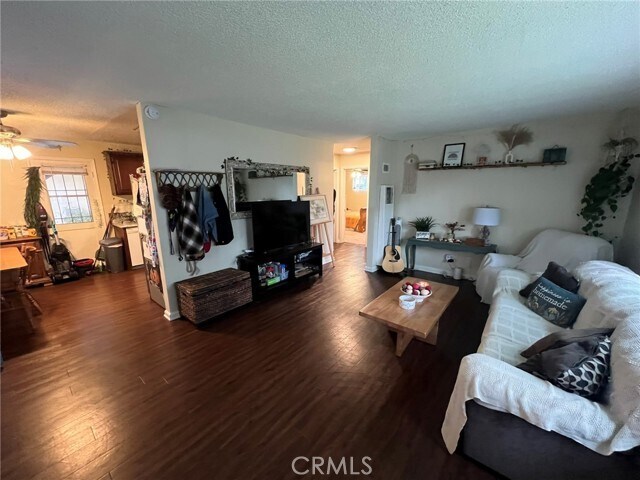 Building Photo - 221 N San Gabriel Ave