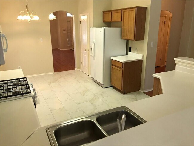 Building Photo - 10309 Broomflower Dr