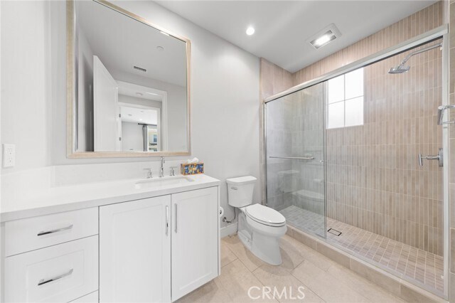 Building Photo - 231 Evaroad