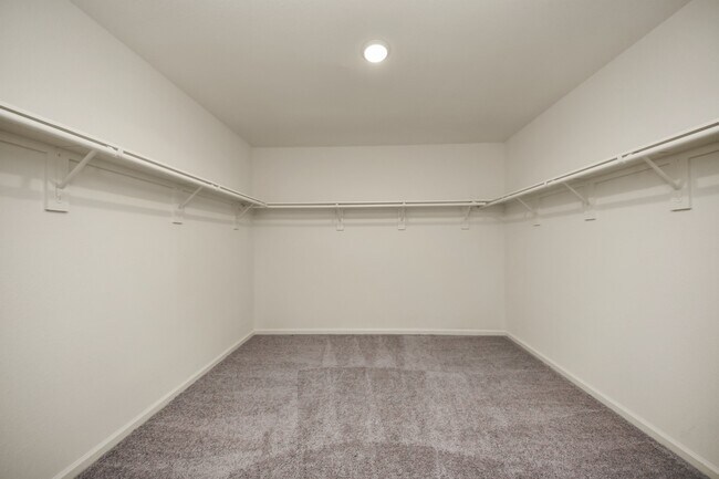 Building Photo - 5819 Bright Keel Dr