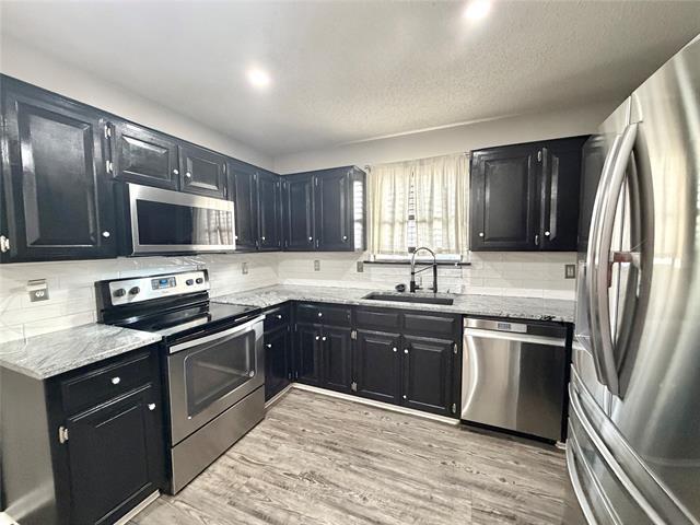 Building Photo - 923 Wayne Ave