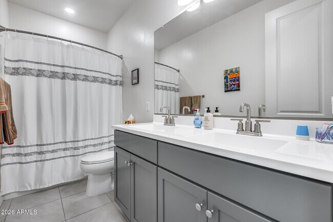 Building Photo - 3044 W Monte Way