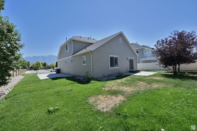Building Photo - 11166 Del Andrae Ln