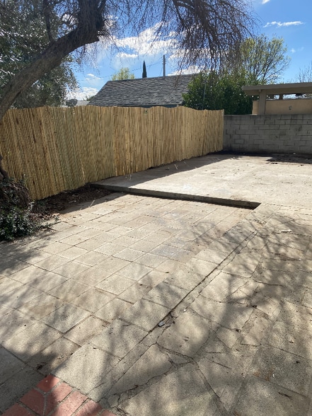 Building Photo - 15426 Monte St