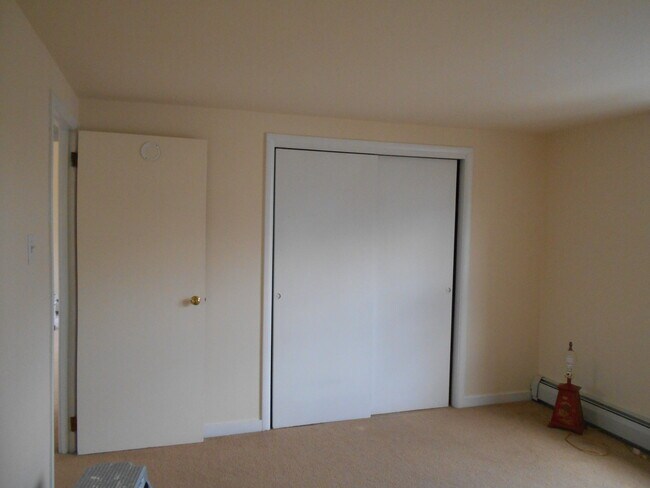 Bedroom - 519 Lincoln Ave