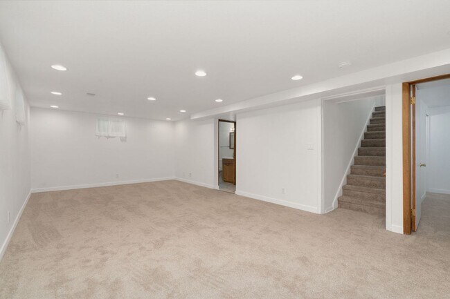 Building Photo - Fantastic Home in Central Fort Collins