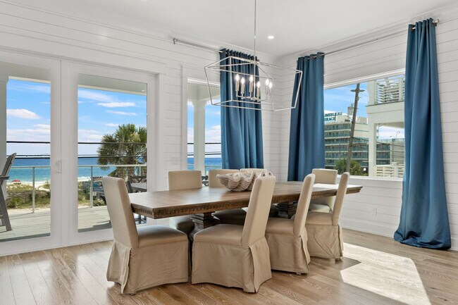 Building Photo - 14300 Front Beach Rd