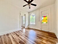 Building Photo - Available immediately. Charming 2 bedroom,...