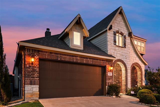 Building Photo - 500 Lakeview Dr