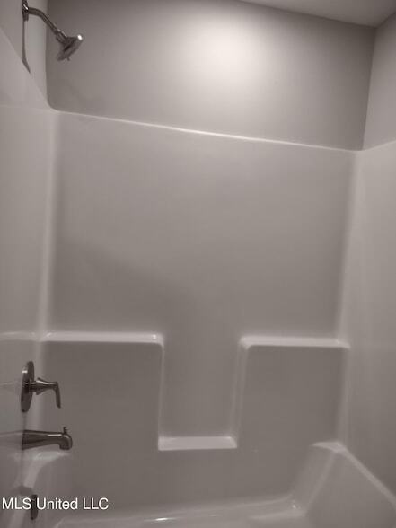 Building Photo - 620 Westfield Dr