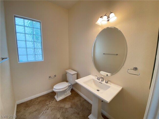 Building Photo - 9236 Dalmahoy Pl