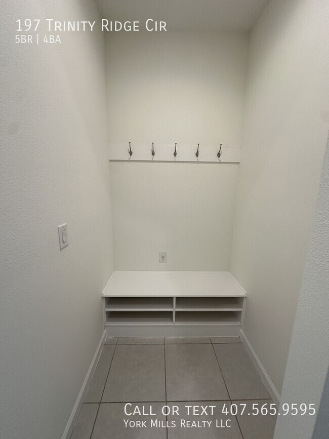 Building Photo - 197 Trinity Ridge Cir