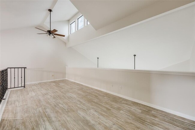 Building Photo - 169 Comanche Dr
