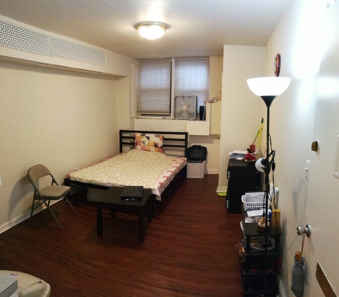 Living Area - 156 W 95th St