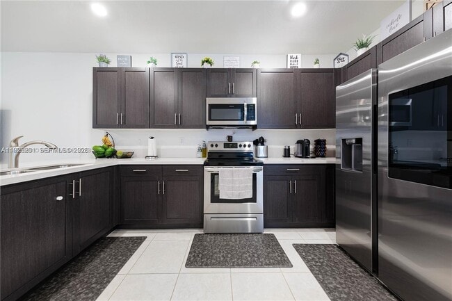 Building Photo - 28754 SW 134th Ct