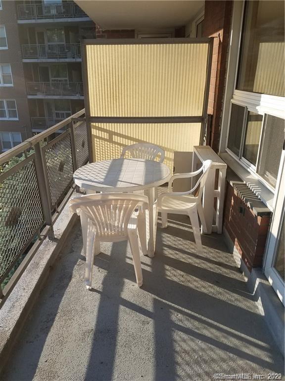 Building Photo - 91 Strawberry Hill Ave