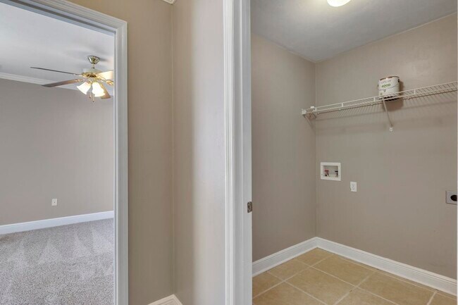 Building Photo - 2636 Fenwood Ct