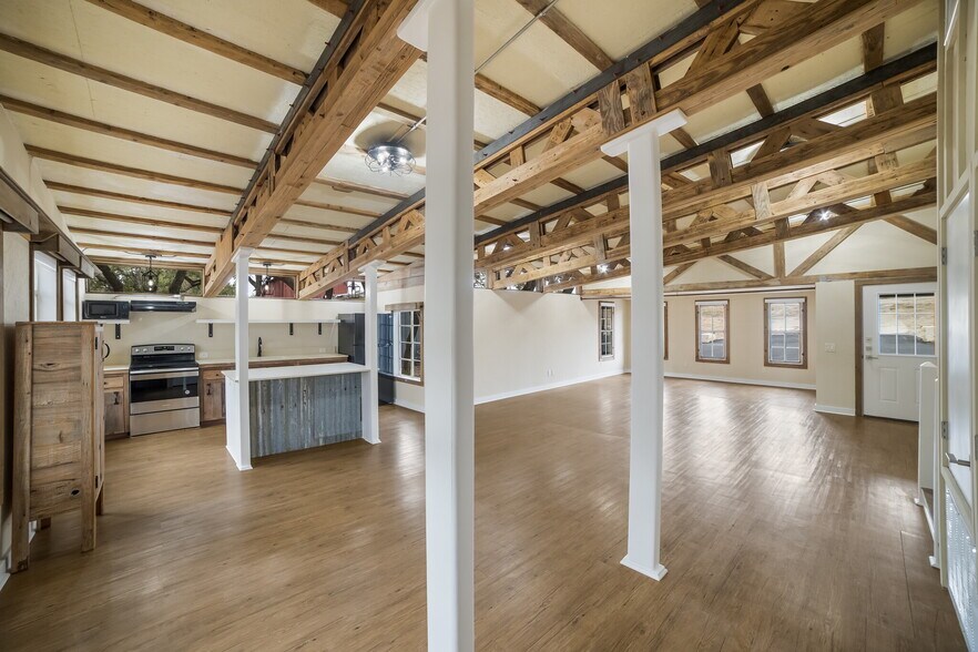 Building Photo - 19827 FM 306