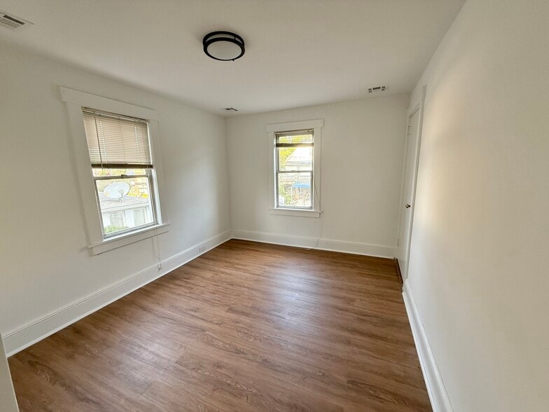 Building Photo - 30 Walter Hammond Pl