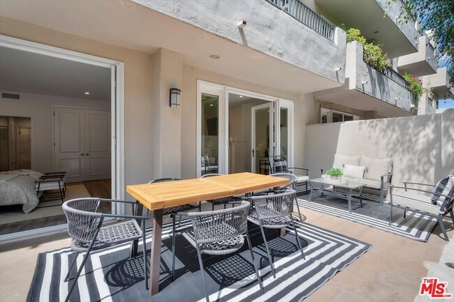 Building Photo - 1650 Veteran Ave