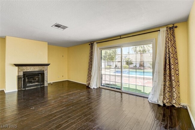 Building Photo - 8344 Snowmass Dr