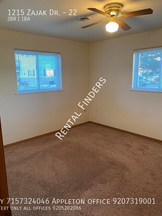 Building Photo - 1215 Zajak Dr