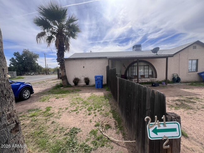 Building Photo - 241 E Elwood St