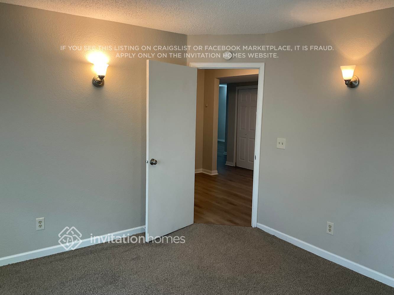Building Photo - 801 Park View Pl