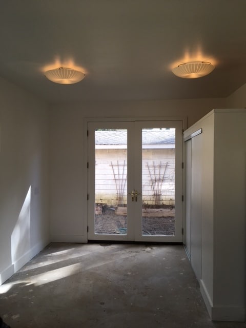 Building Photo - 68 NE Beech St