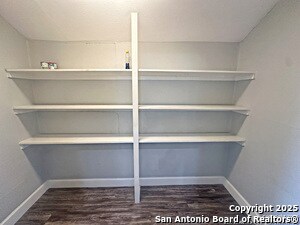 Building Photo - 7550 Oak Chase